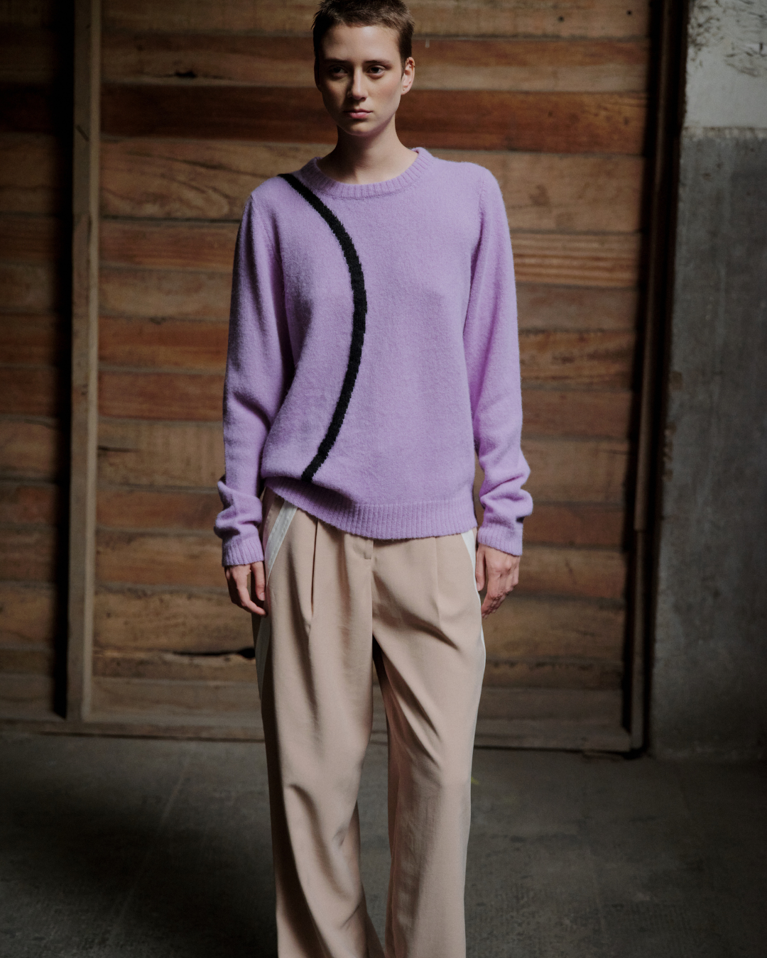ARI SWEATER