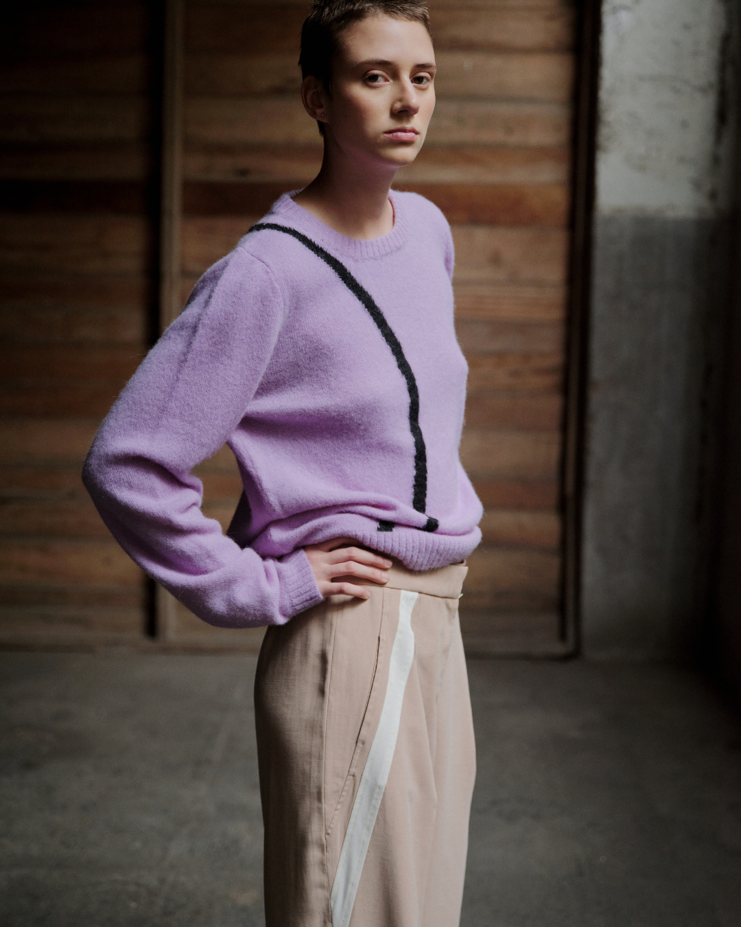 ARI SWEATER