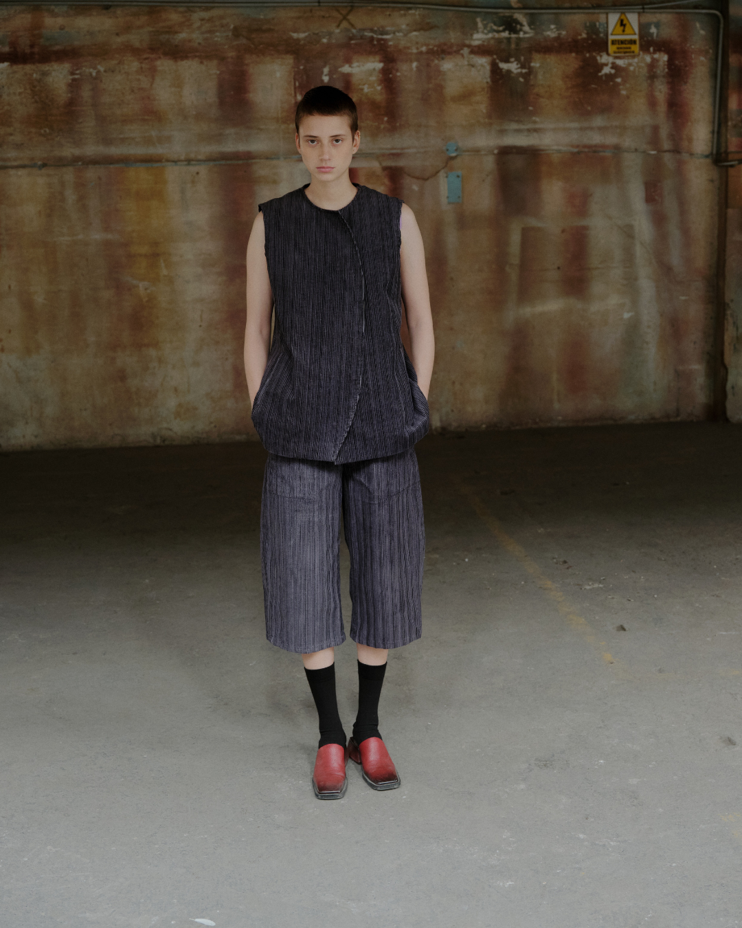 LIRA VEST GRAPE
