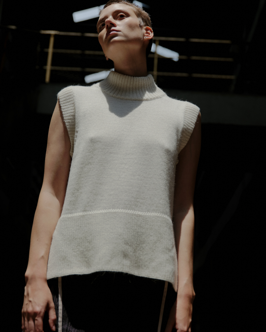 SENA VEST IVORY