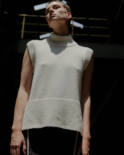 SENA VEST IVORY