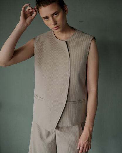 ANJA VEST